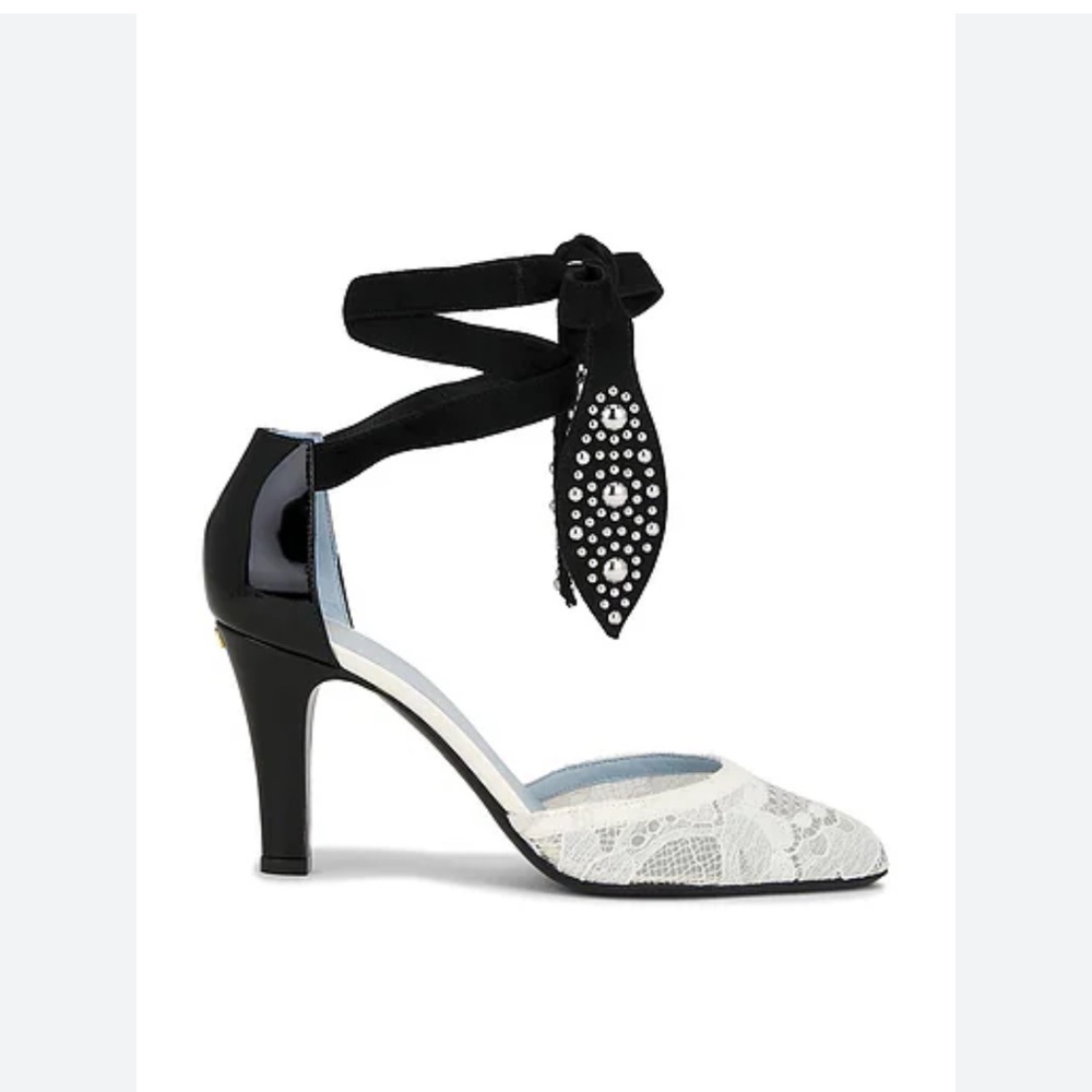 Valentino Garavani   85MM Foliefoliage Pumps in Abrasive Calfskin and Lace
